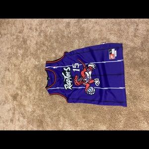 Men’s L Vintage Raptors Vince Carter Jersey